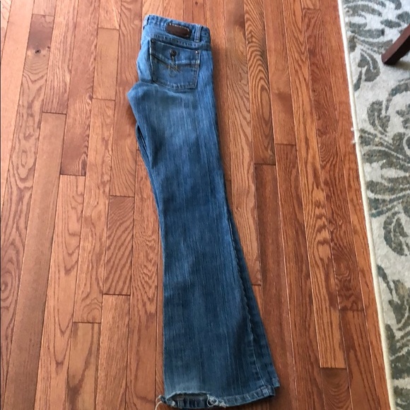 Jeans - Picture 2 of 3